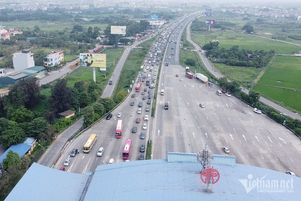 12 người chết tai nạn giao thông trong ngày đầu kỳ nghỉ 30/4