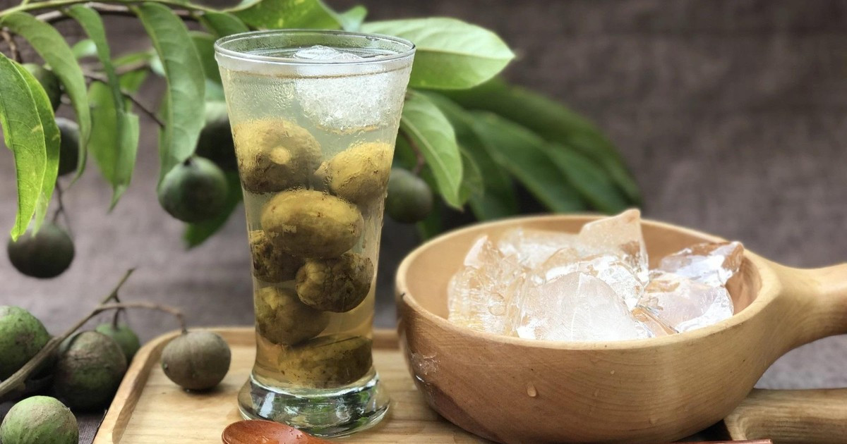 Drinks from dracontomelon: A popular heat-relieving drink in Hanoi