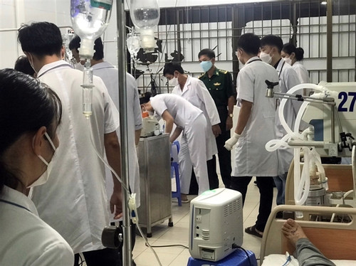 12 sailors dead from suspected food poisoning on Chinese vessel, nine more hospitalised