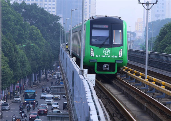 Cat Linh-Ha Dong railway collects VND46billion in revenues in ten months, subsidy proposed