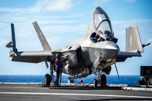 Mỹ nhận tiêm kích F-35 sau khi điều tra động cơ có hợp kim Trung Quốc