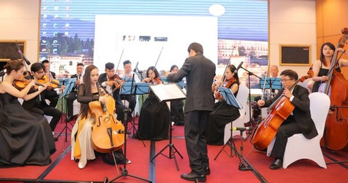 Romanian symphony orchestra to play concert with Vietnamese artists