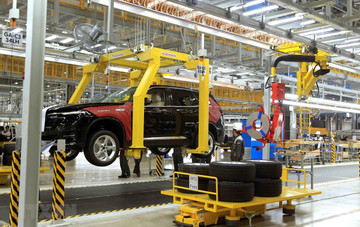 Indonesia rises to become largest supplier of cars to Vietnam