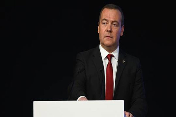 Ukraine nói Nga gánh tổn thất ở Kherson, Moscow phản ứng lệnh truy nã ông Medvedev