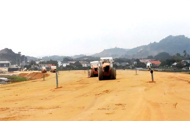 Nearly 360 million USD allocated for North-South Expressway project’s phase 2 hinh anh 1