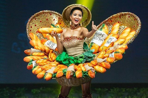 Bánh mì Việt: Từ món ăn bình dân đến nổi tiếng thế giới