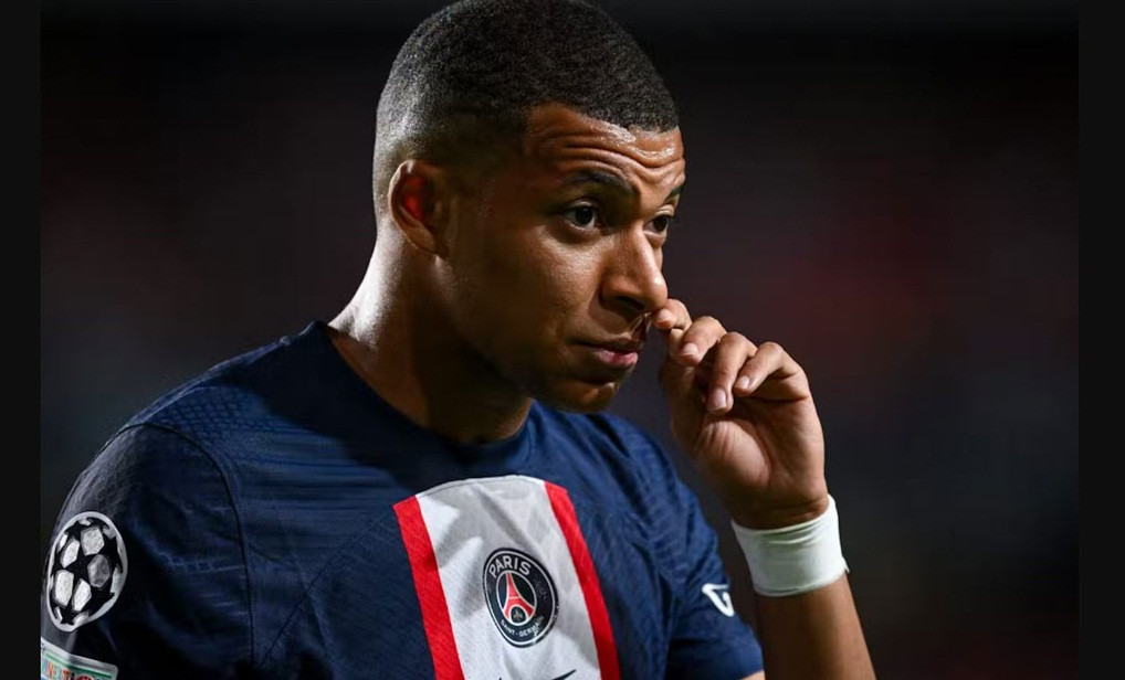 Mbappe bị mắng té tát vì làm cao, đòi rời PSG sau World Cup 2022