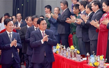 VN Prime Minister pledges more support for businesses