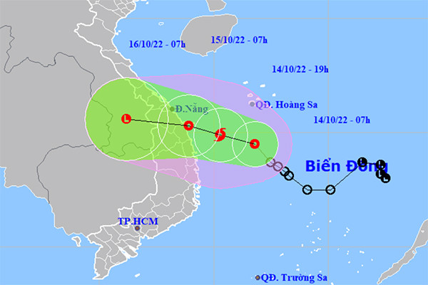 Áp thấp nhiệt đới cách Đà Nẵng - Quảng Nam 330km, có nơi mưa trên 800mm