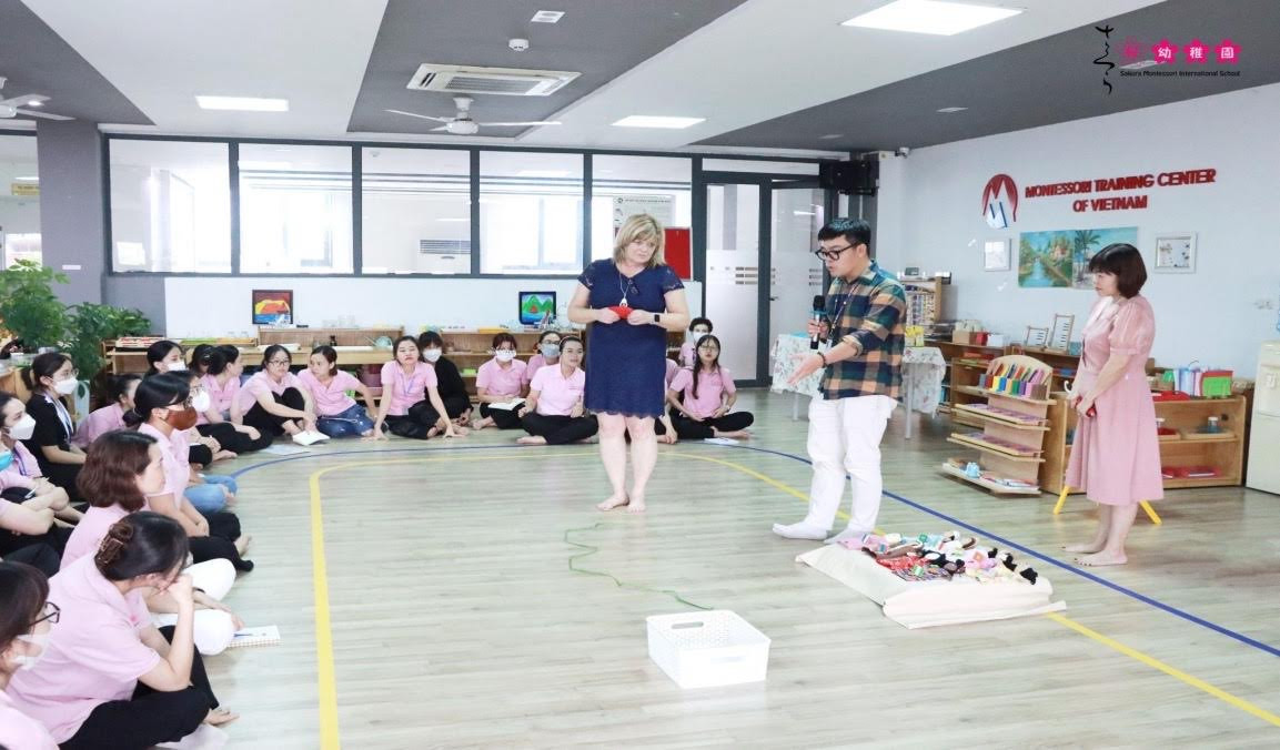 Phương pháp giáo dục sớm montessori là gì Đem lại những lợi ích gì