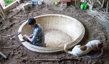 Basket boats and woven mats