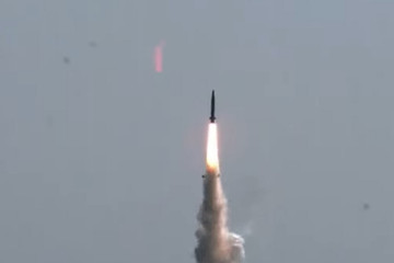 Uy lực tên lửa đạn đạo Ấn Độ vừa thử thành công