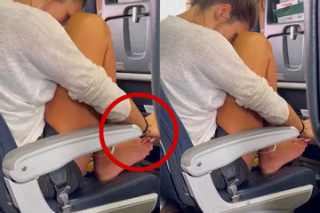 Cô gái co chân trên ghế máy bay sơn móng, nhiều hành khách đề nghị 'cấm bay'