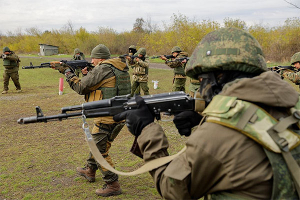 Xả súng ở khu huấn luyện quân sự Nga giáp biên giới Ukraine, hơn 10 người thiệt mạng