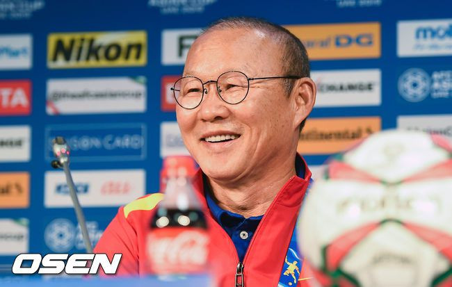Báo Hàn đầy cảm xúc HLV Park Hang Seo và tuyển Việt Nam công bố chia tay