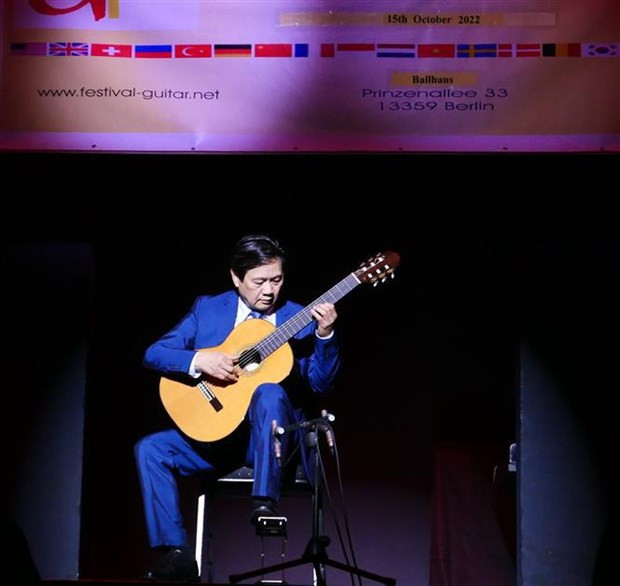 Vietnamese composer's works performed at int’l guitar competition in Berlin hinh anh 1