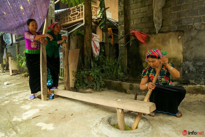 Yên Bái: Ngưá»i dân Tú Lá» tất báºt là m cá»m xanh - Äặc sản vùng Tây Bắc - Hình 17