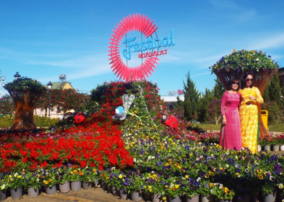 da lat flower festival 2022 to last for two months picture 1