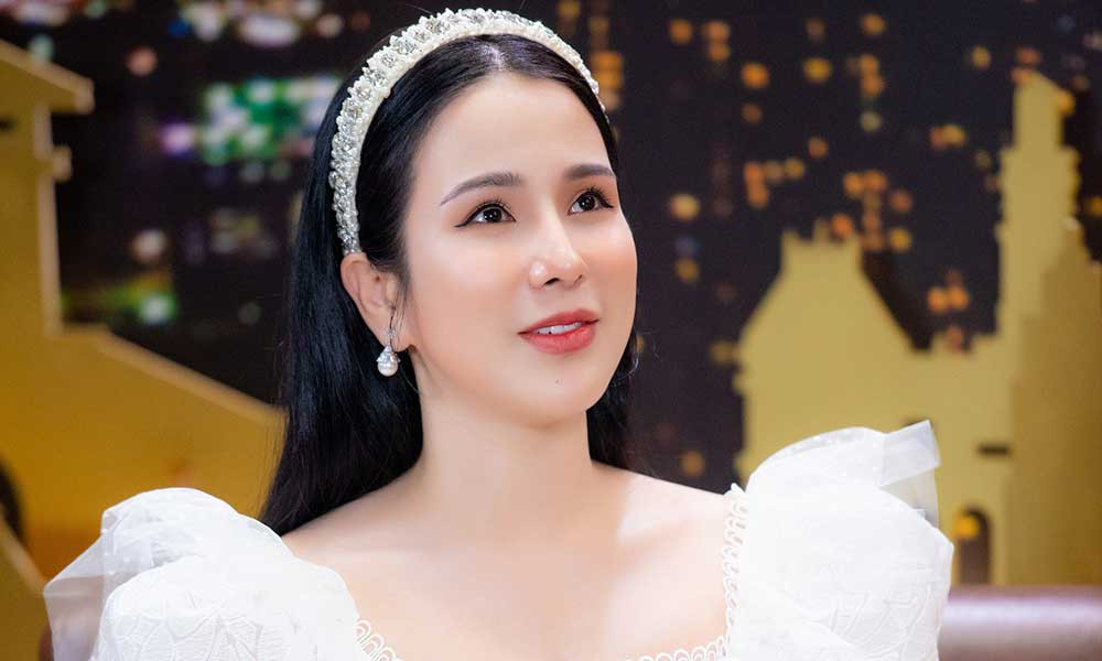 Diễn viên Diệp Lâm Anh ra tòa ly hôn chồng doanh nhân