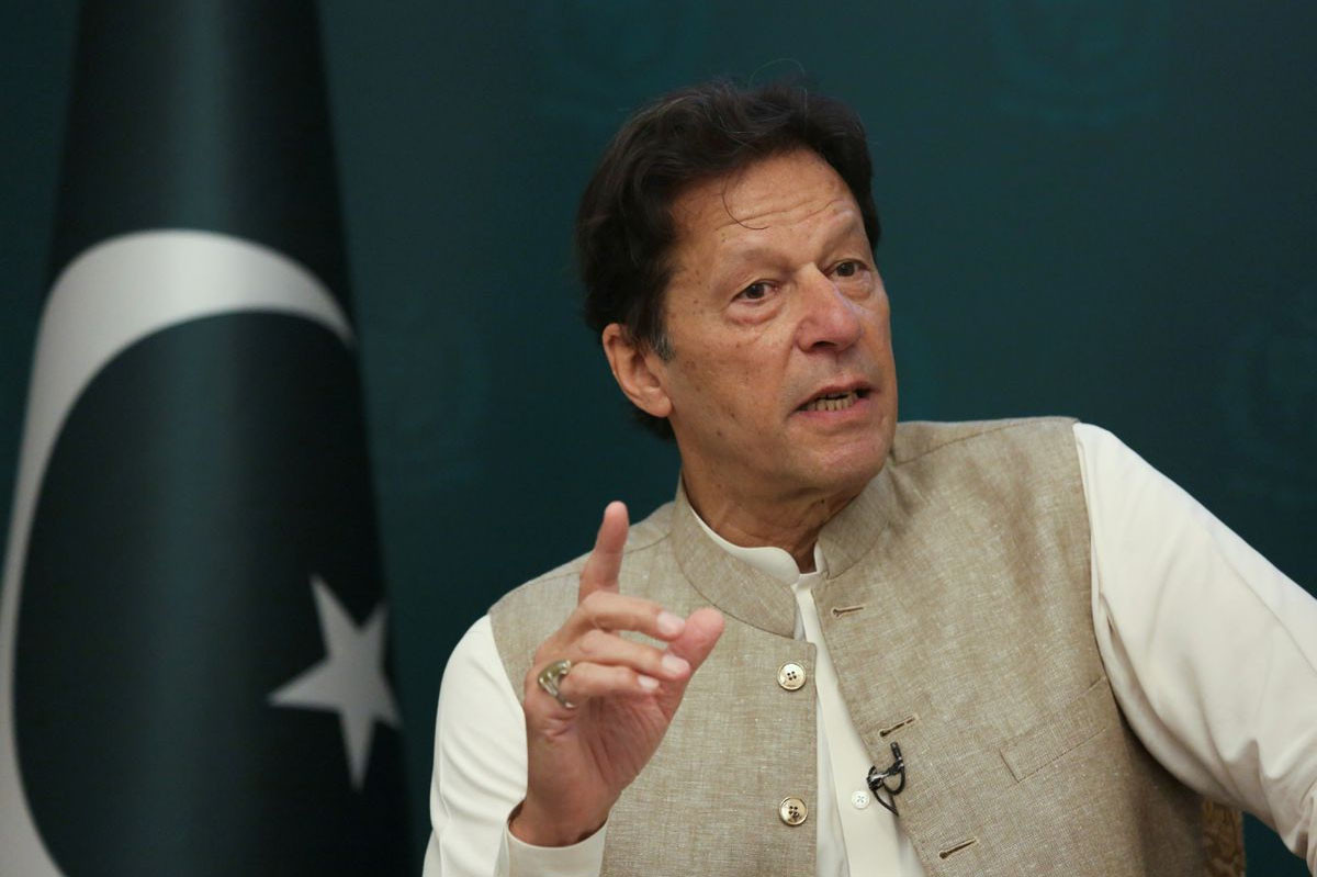 Chính trường Pakistan dậy sóng, cựu thủ tướng bị cấm giữ chức vụ chính trị