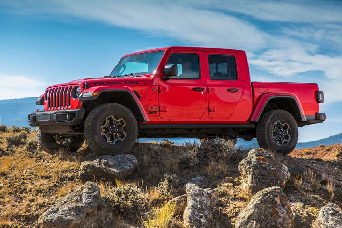 RAM 1500, Jeep Gladiator và Wrangler dính lệnh triệu hồi do dây đai an toàn