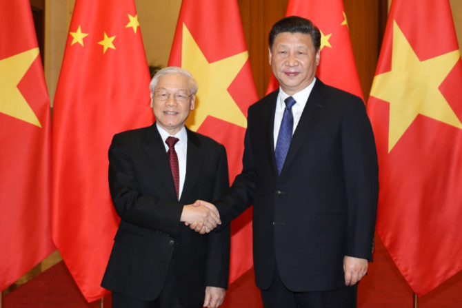 Tổng Bí thư Nguyễn Phú Trọng chúc mừng Tổng Bí thư Trung Quốc Tập Cận Bình tái cử
