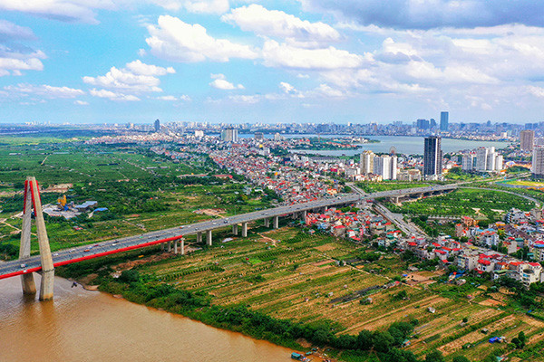 Nhà đất ven đô đang 'gồng mình'