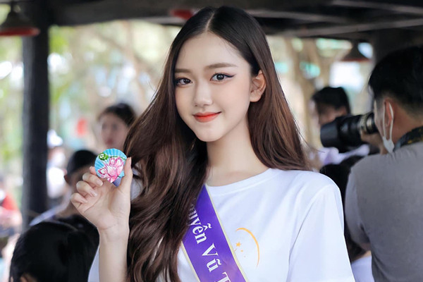 Bùi Vũ Xuân Nghi lên đường dự thi Miss Teen International 2023