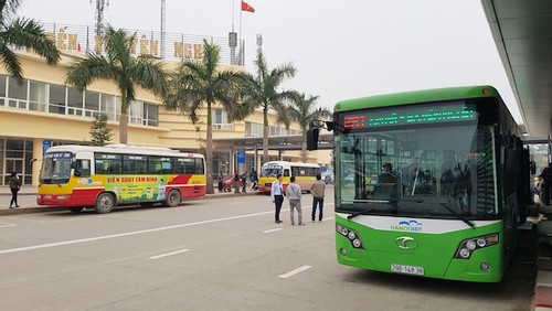 Hanoi to launch pilot project on renting electric bikes connected to bus system