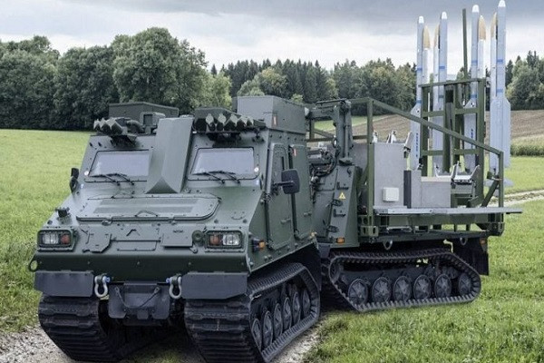 Ukraine nói hệ thống Iris-T bình thường, Nga phát hiện nhiều xe tăng ở Kherson bị phá hủy