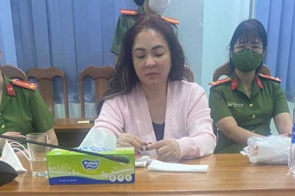 Con trai bà Nguyễn Phương Hằng đặt 10 tỷ đồng xin cho mẹ tại ngoại