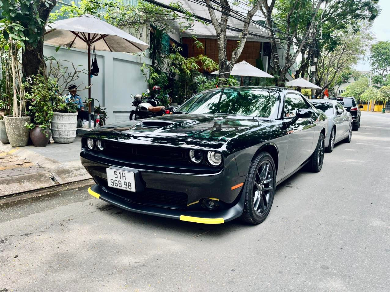 Xe cơ bắp Mỹ, Dodge Challenger biển đẹp chạy lướt 2 năm rao giá 3,7 tỷ đồng