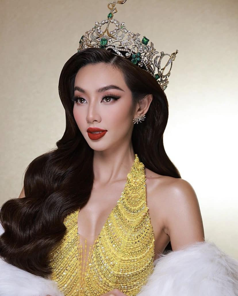 Thùy Tiên 2 lần bật khóc nức nở trước chung kết Miss Grand International 2022