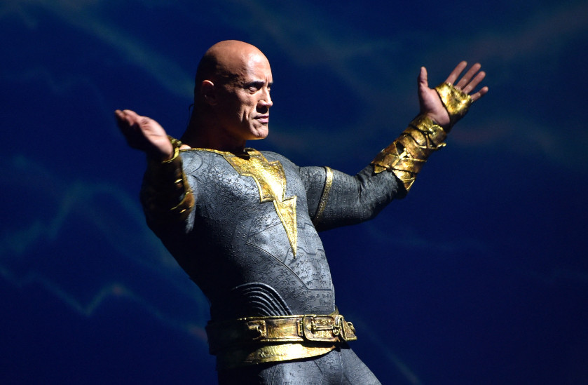 The Rock nhận cát xê 492 tỷ, mang tiền tấn về cho 'Black Adam'