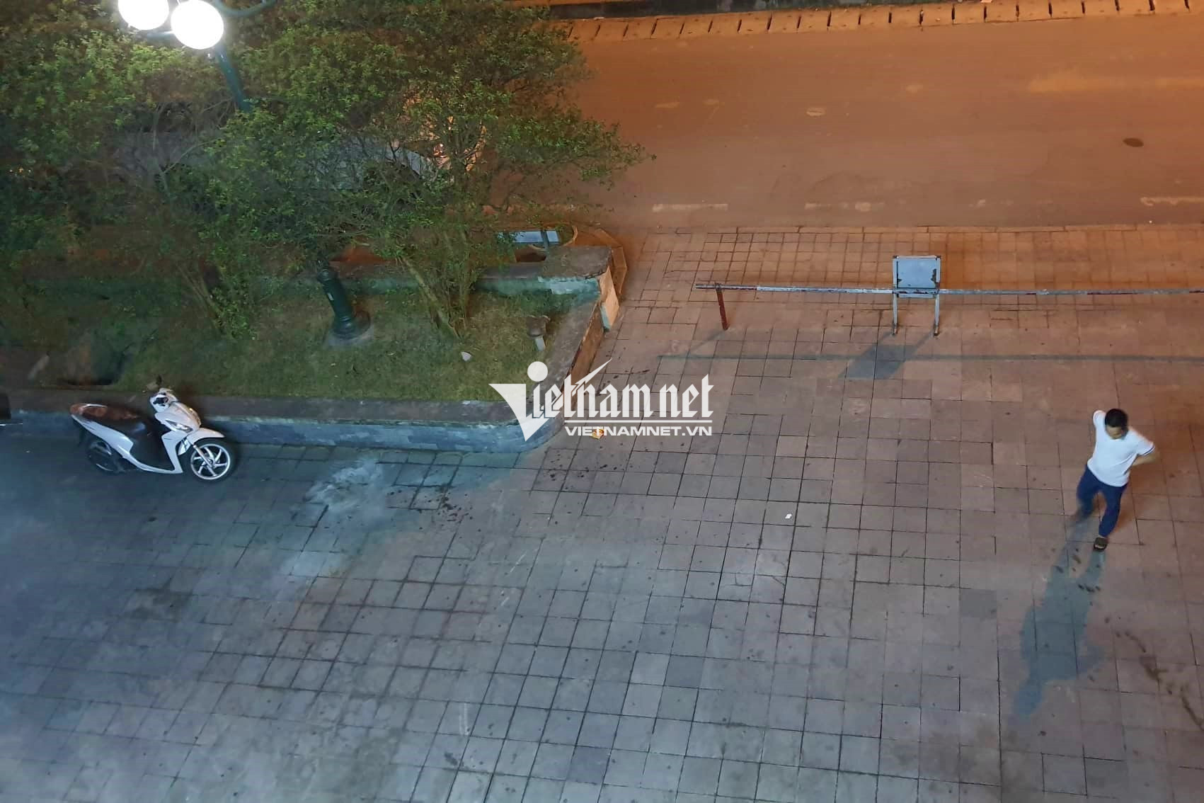 Nữ sinh lớp 10 tử vong sau khi rơi từ tầng 26 chung cư