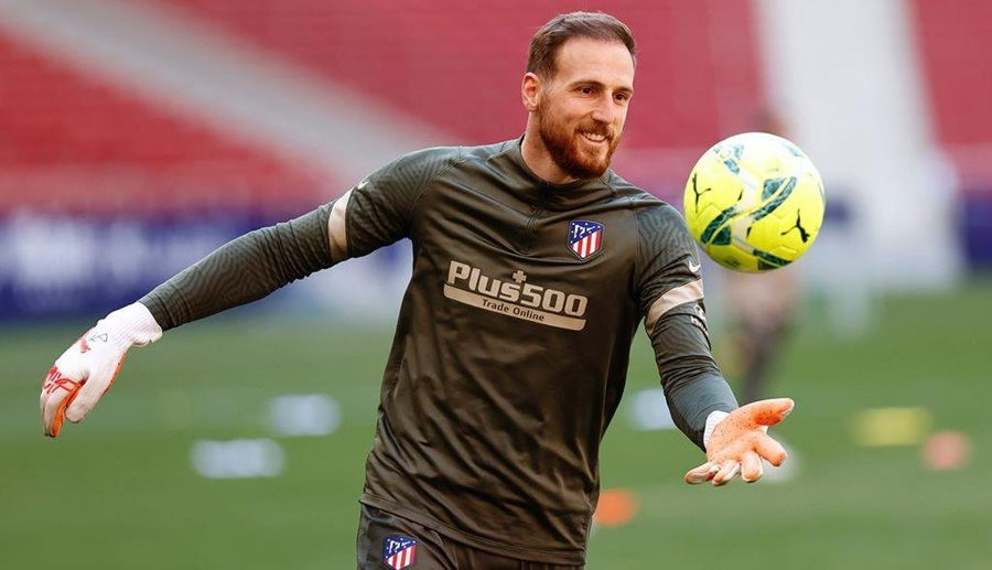 Oblak lên thần, Atletico chạm một tay vào ngôi vương