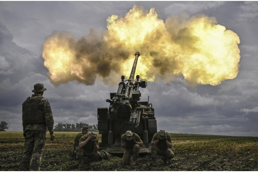 Kremlin nói quân đội gặp khó về thiết bị, tố Kiev biến Zaporizhzhia thành Mariupol mới