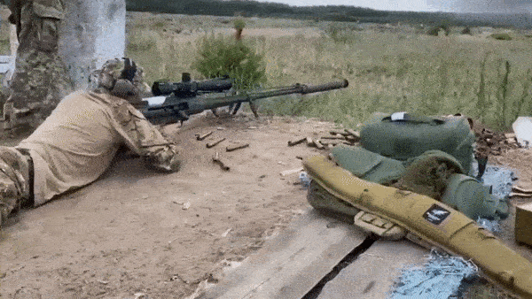 Sức mạnh súng bắn tỉa hạng nặng của quân đội Ukraine