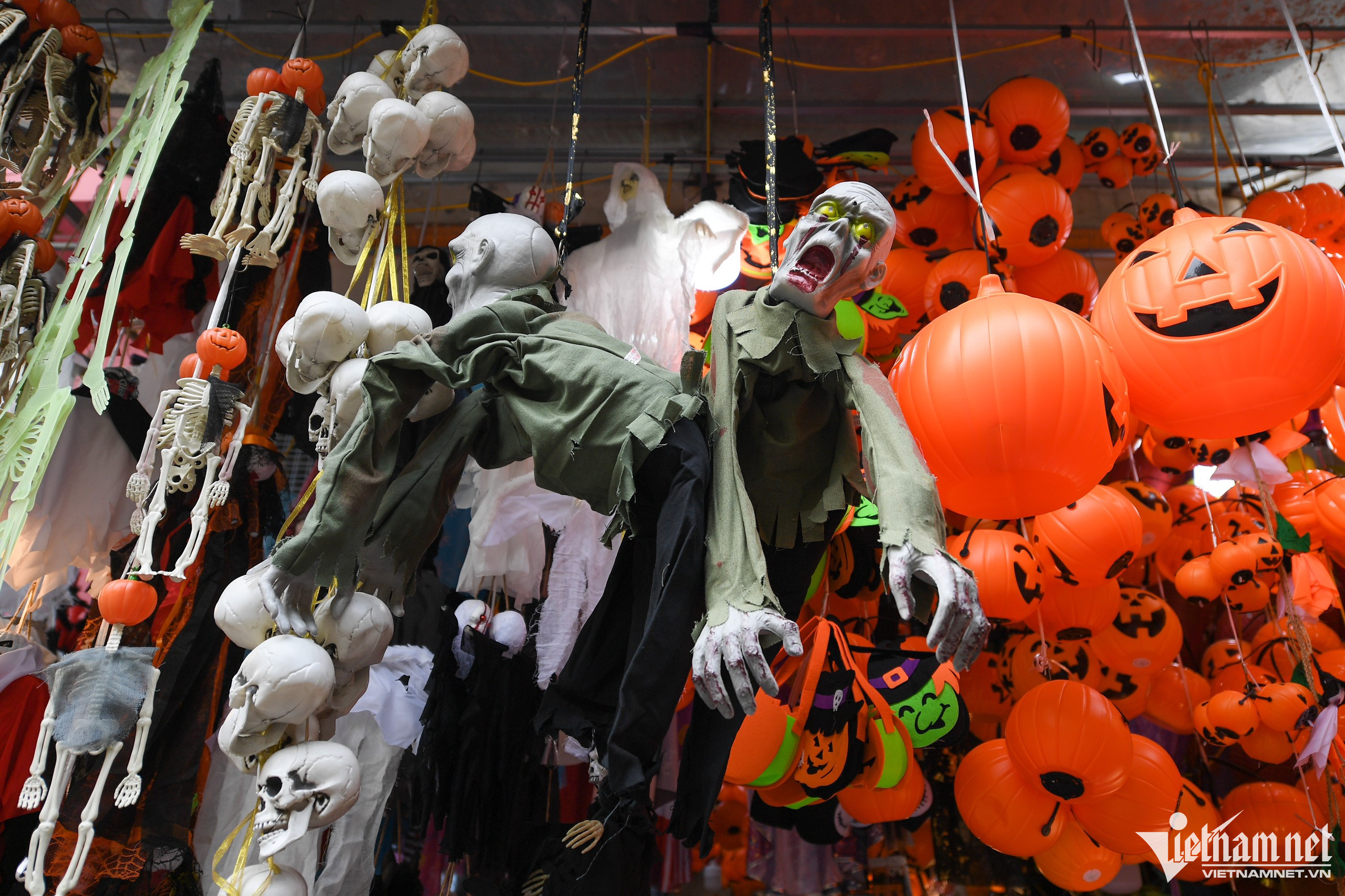 Sôi động thị trường Halloween tại TP Hồ Chí Minh  baotintucvn