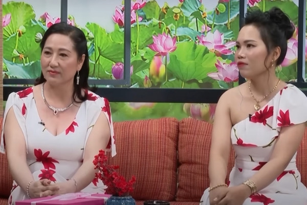 Nàng dâu được mẹ chồng đại gia yêu thương hết mực, dạy cách giấu tiền phòng thân