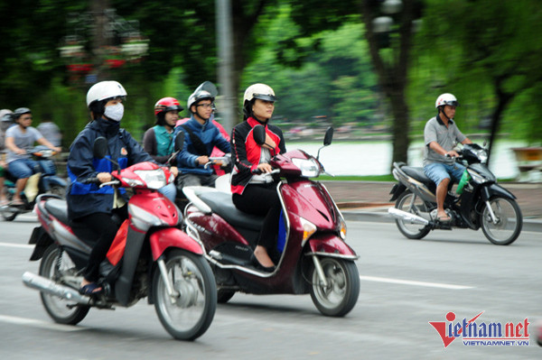 Dự báo thời tiết 28/10: Hà Nội vẫn nắng hanh, 3 tỉnh miền Trung còn mưa to