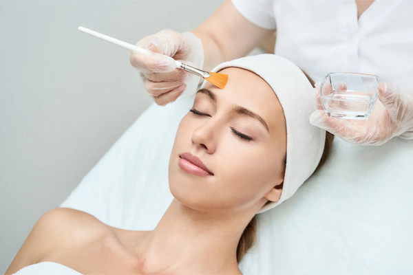 Peel da trị mụn có thật sự tốt như lời đồn?