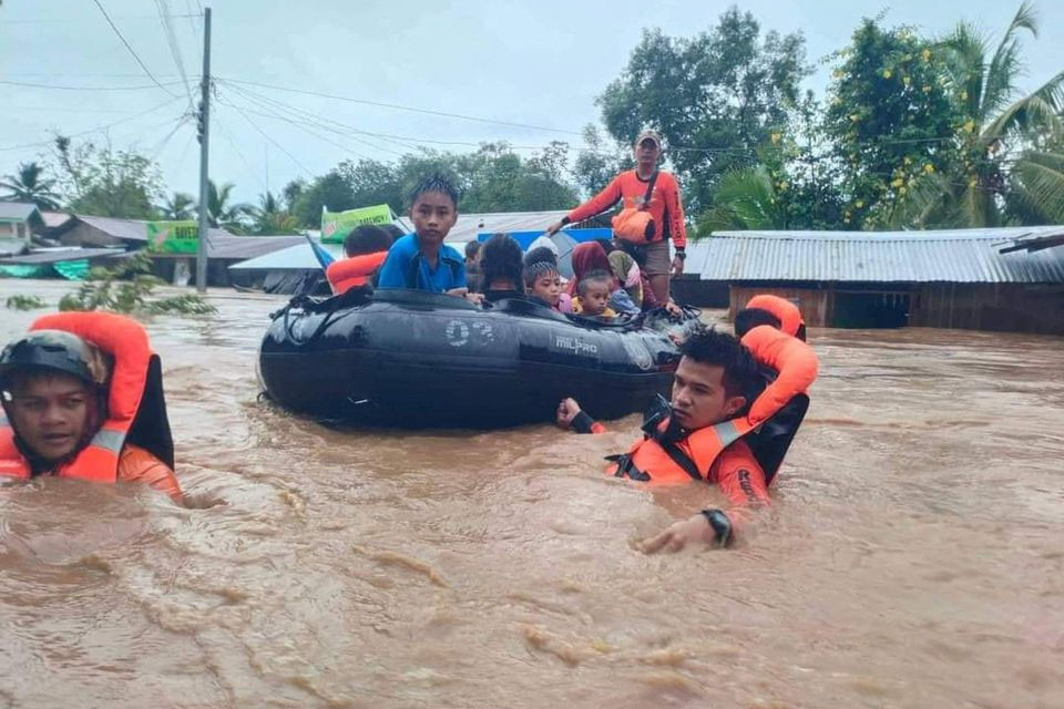 Bão lụt càn quét miền nam Philippines, ít nhất 31 người thiệt mạng