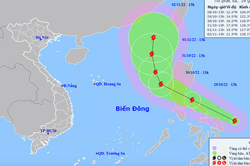 Bão Nalgae tiến gần Biển Đông, tiếp tục mạnh thêm