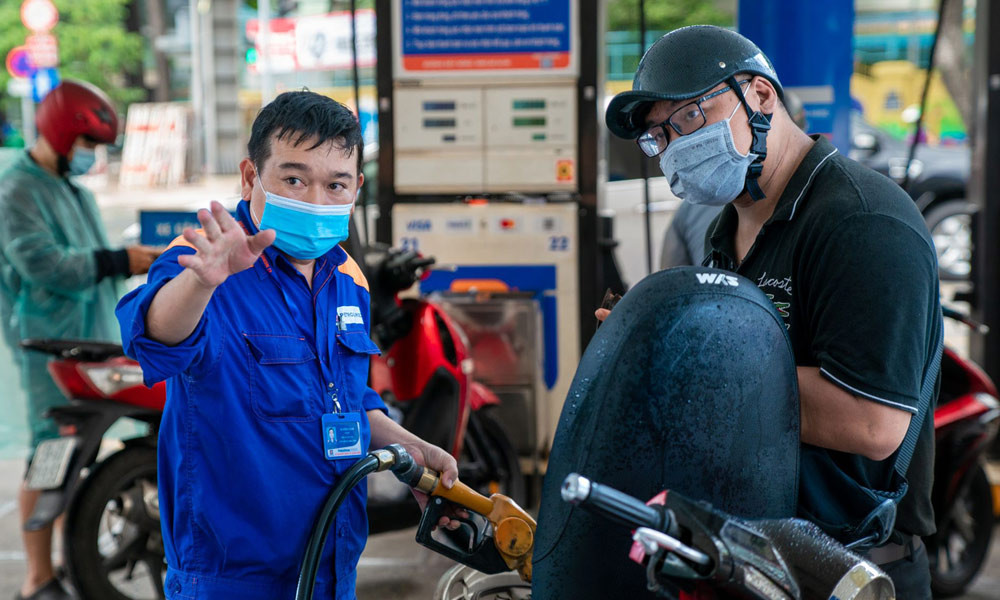 Đề nghị làm rõ xăng dầu 'thiếu thật' hay 'thiếu giả'