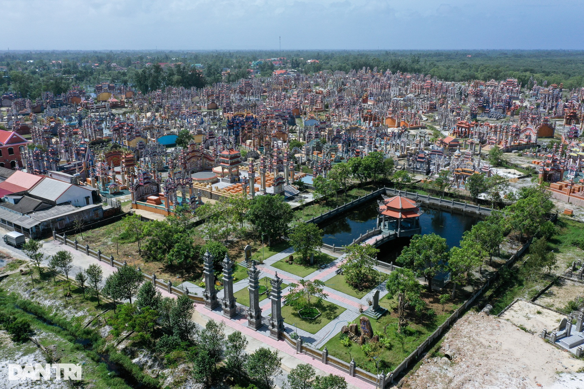 Hue's City of Ghosts attracts visitors