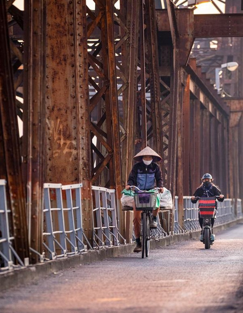 Long Bien Bridge - A priceless part of Hanoi’s history ảnh 2