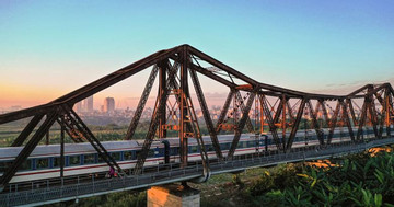 Long Bien Bridge - A priceless part of Hanoi’s history