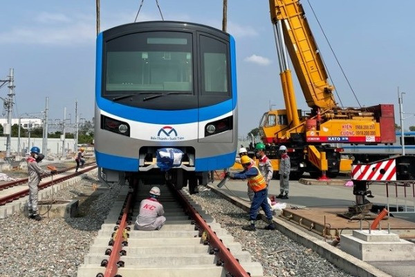 Công ty vận hành metro số 1 TP.HCM hết tiền trả lương nhân viên