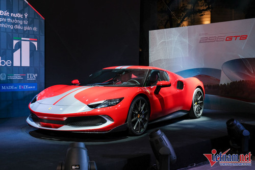 Siêu xe Ferrari 296 GTB giá 21 tỷ đồng xuất hiện tại Hà Nội